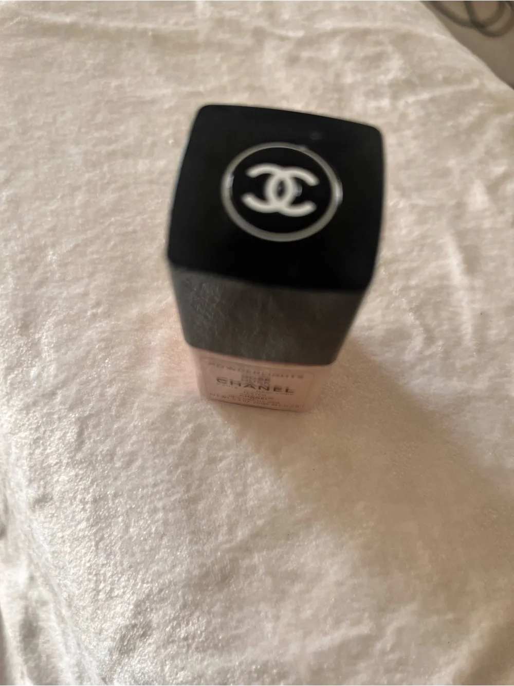 CHANEL Powderlights Rose Dusk Liquid Highlighter - Soft Pink Shimmer